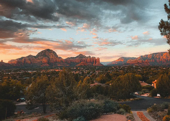 Whispering Creek Bed & Breakfast Sedona