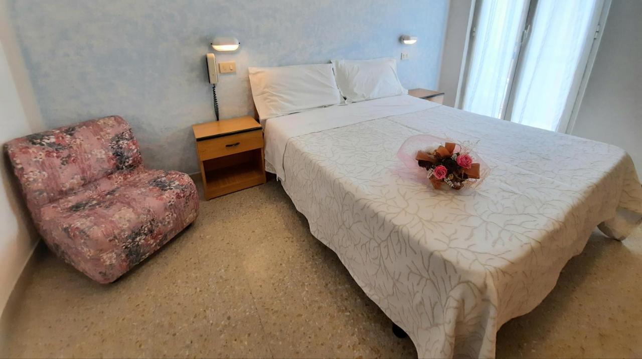 Standard Double or Twin Room Balcony