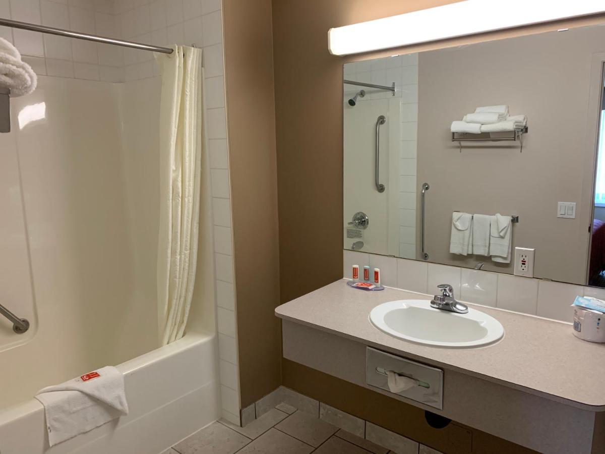 King Room Disability Access or Non Smoking