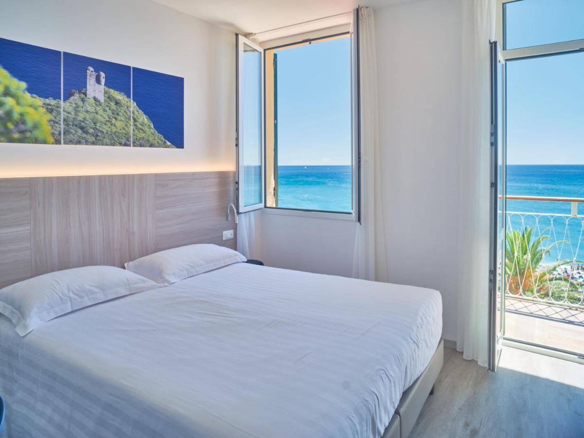 Double or Twin Room with Balcony and Sea View,1006462849:JPEG