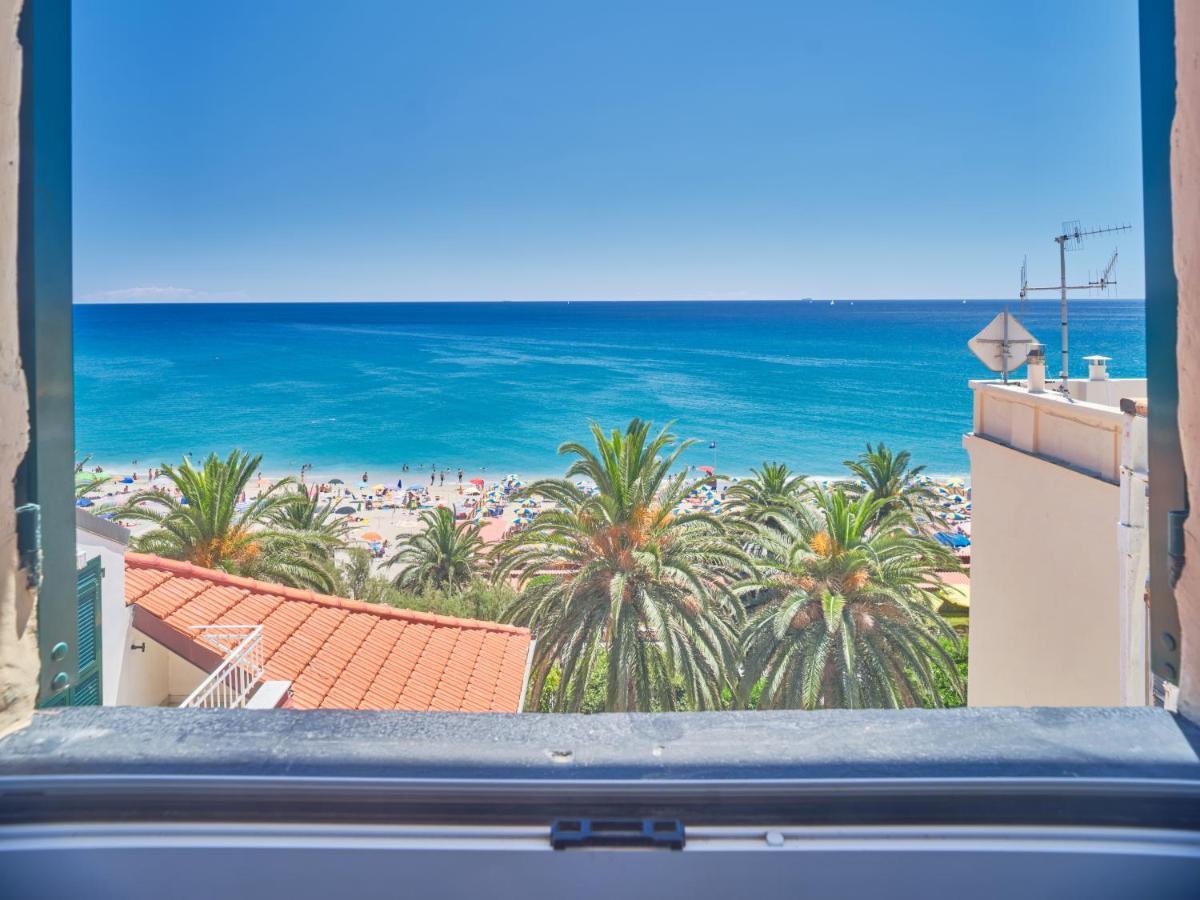 Double or Twin Room Balcony Sea View