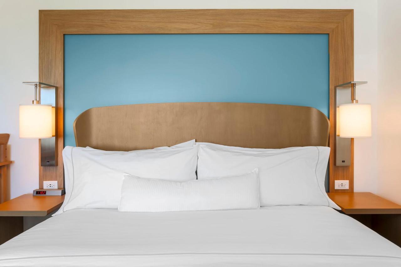 Guest Room, 1 King
