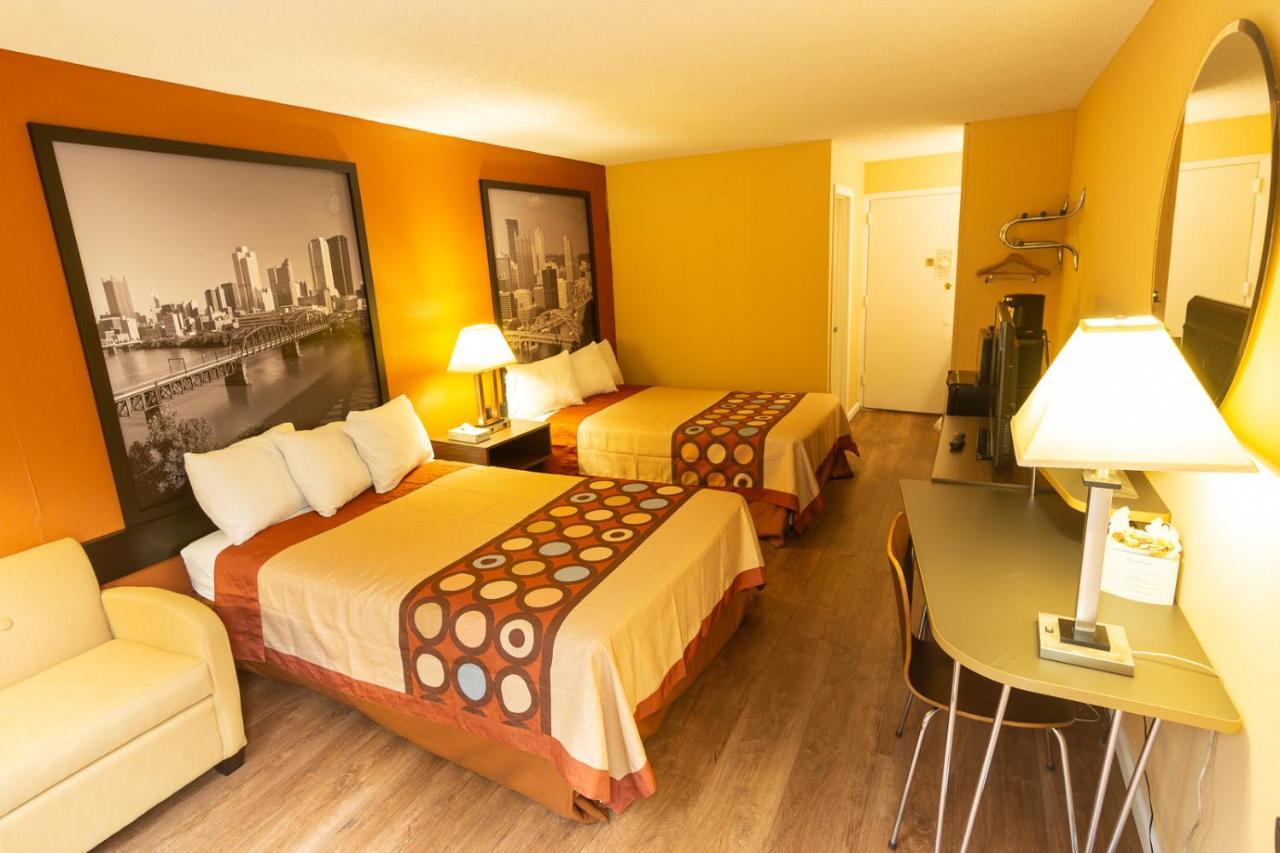 Double Room with Two Double Beds - Non-Smoking