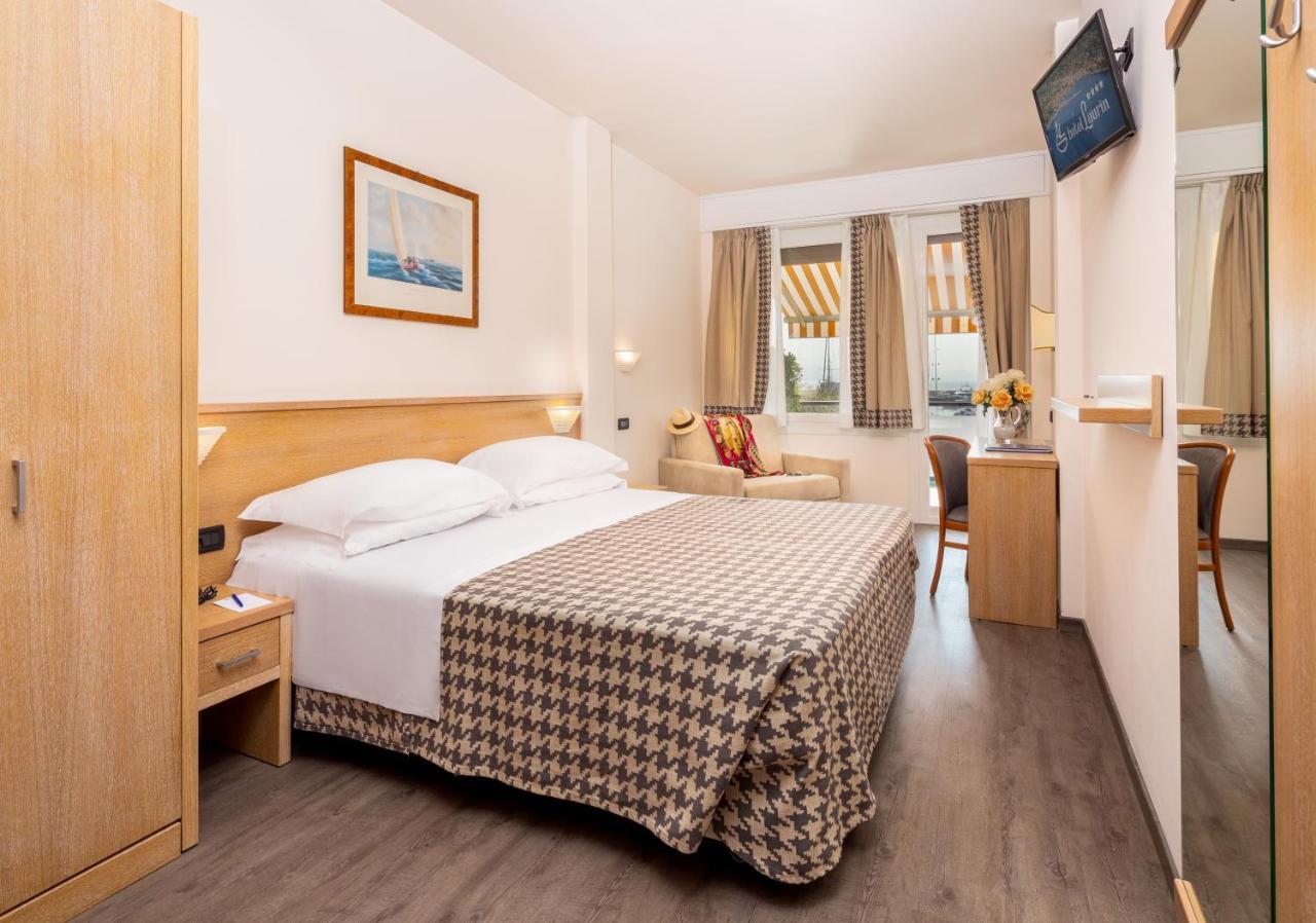 Triple Room Terrace Sea View