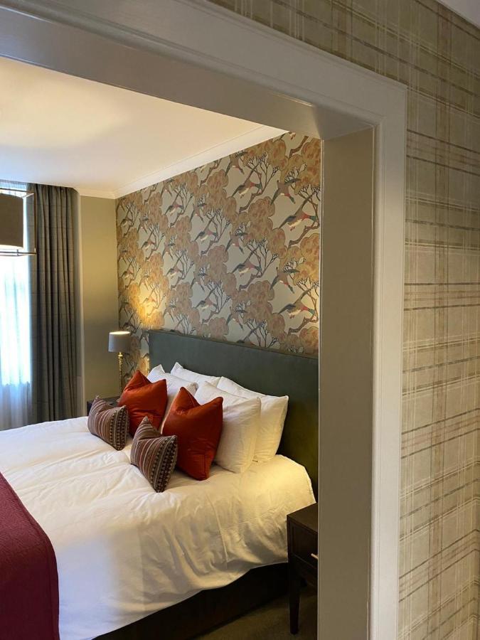 Double or Twin Room with Private Bathroom