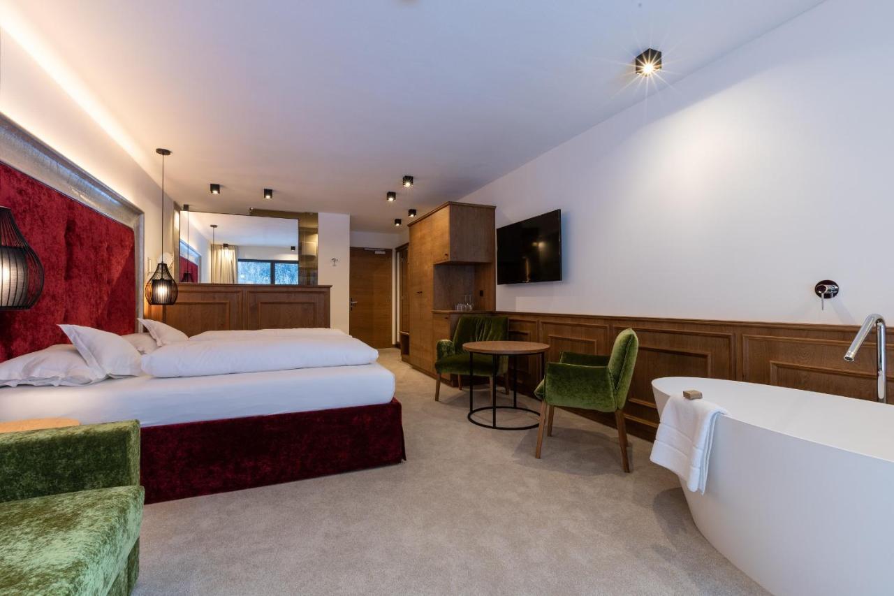 Junior Suite Mountain View
