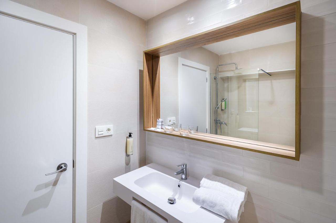 Double or Twin Room Extra Bed Pool view