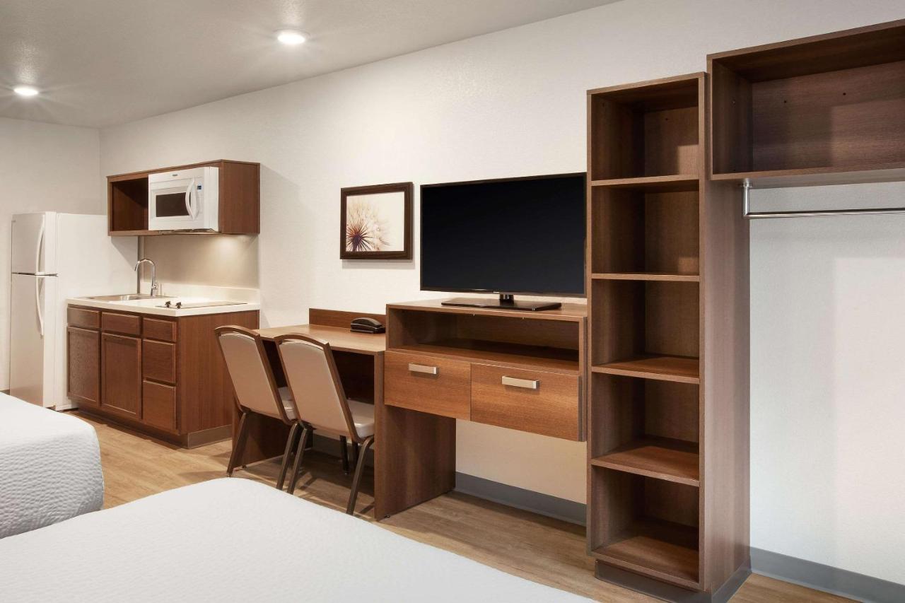 Queen Room with Two Queen Beds - Accessible/Non-Smoking