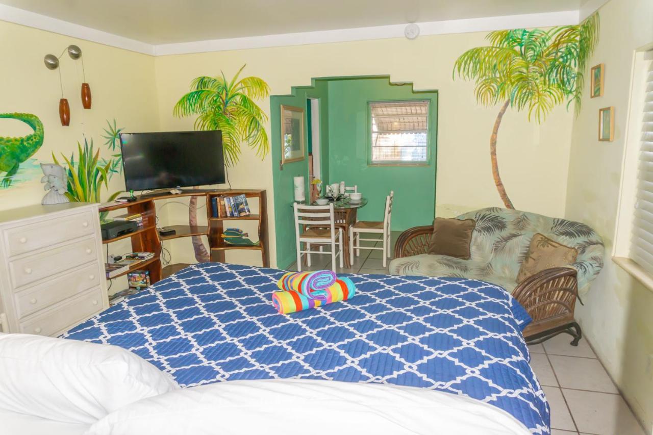 Jungle Cottage