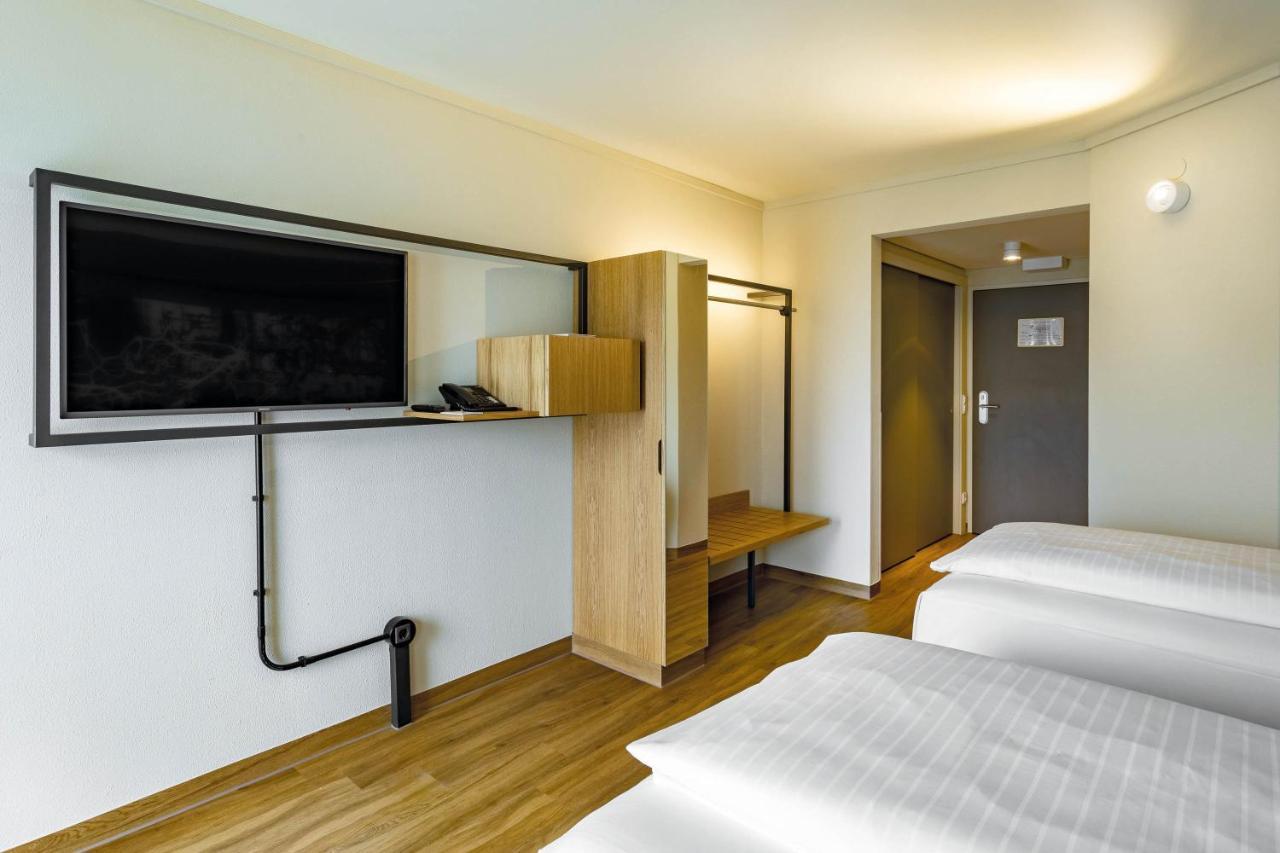 Superior Plus Kamer