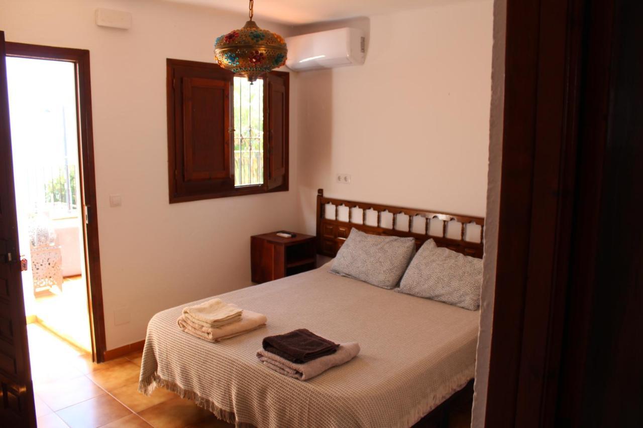 Double or Twin Room Partial Sea View