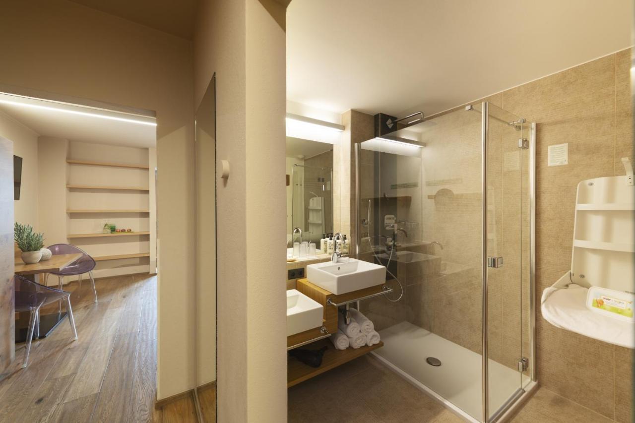 Family Room Shower