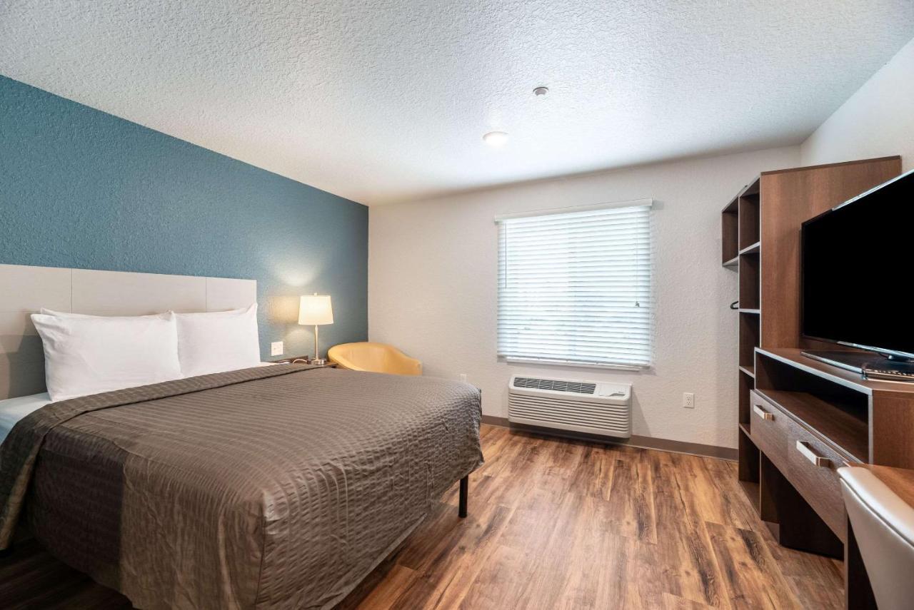King Room - Accessible/Non-Smoking
