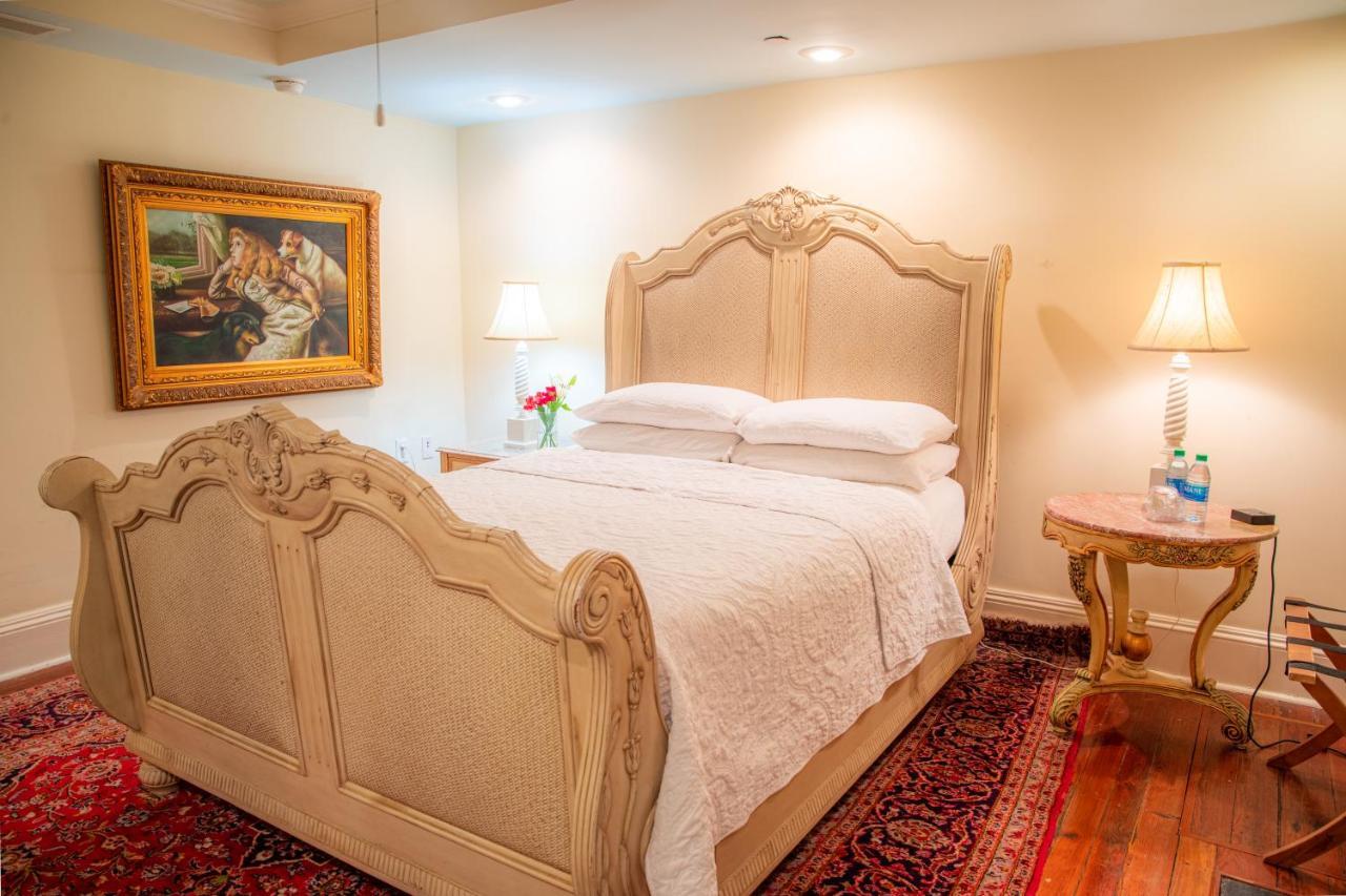 Queen Suite