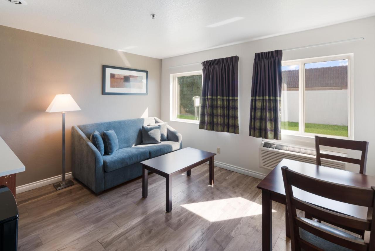 One Room Suite Disability Access or Non Smoking