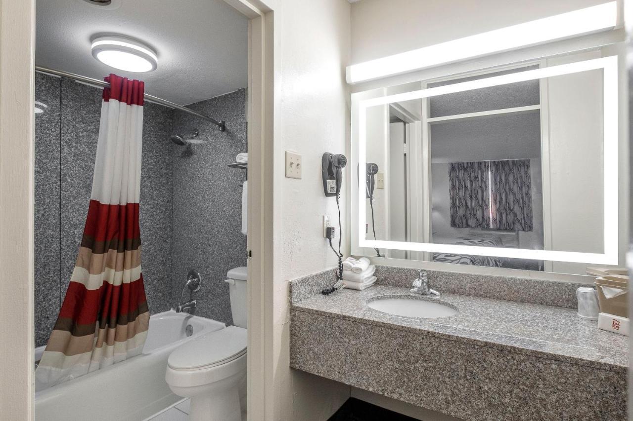 Deluxe Double Room with Two Double Beds Non-Smoking