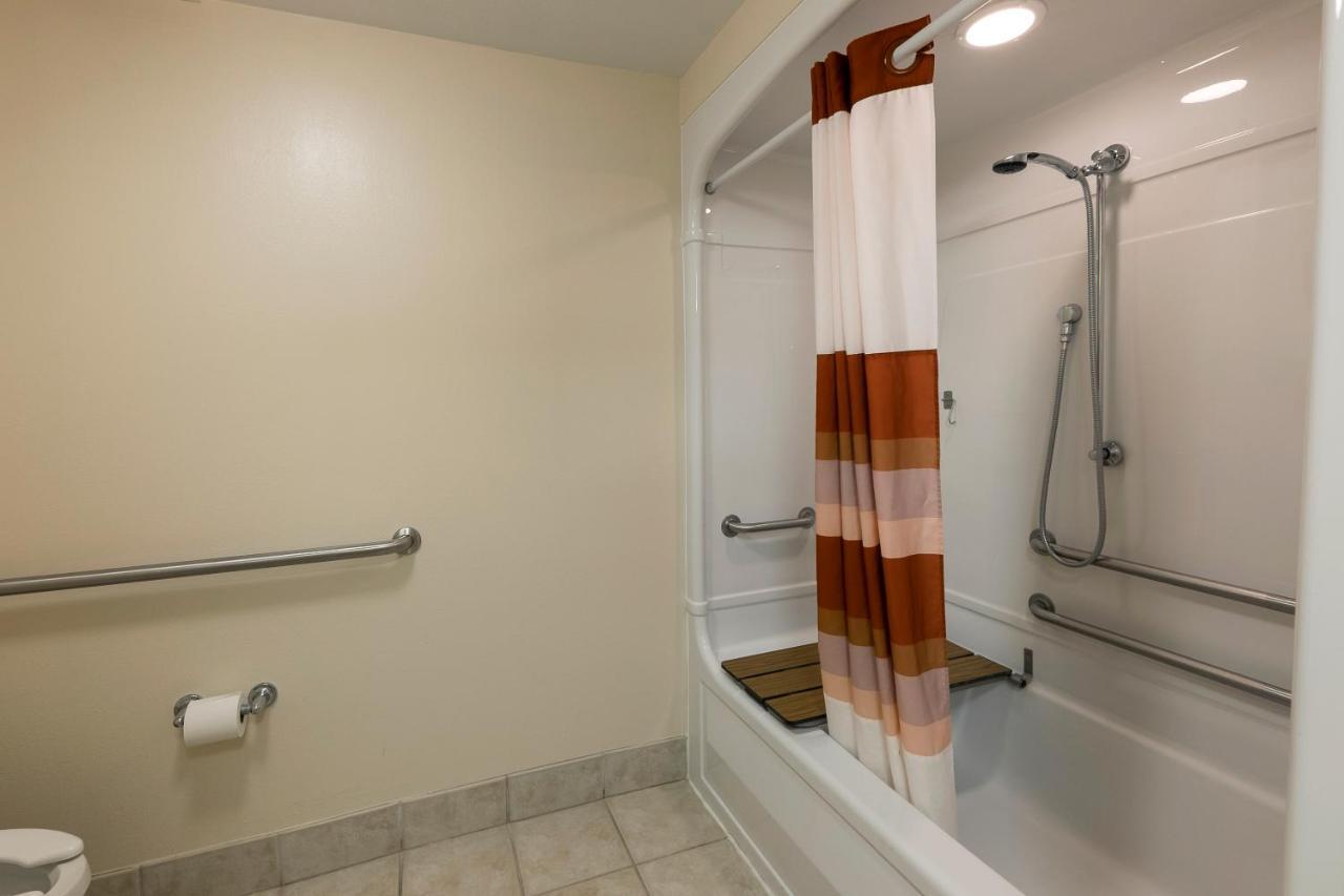 Business King Room Disability Access Smoke Free