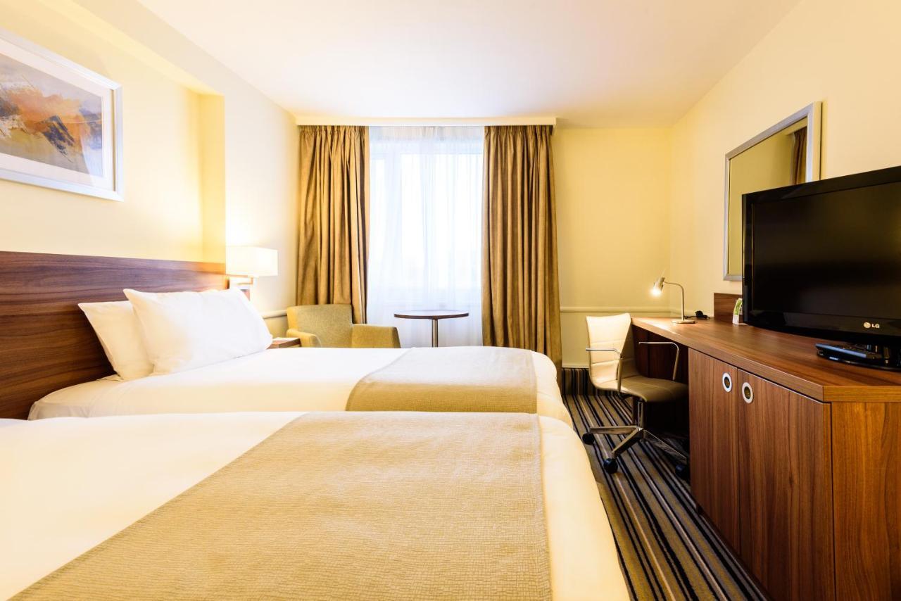 Standard Twin Room Sea View Minifridge