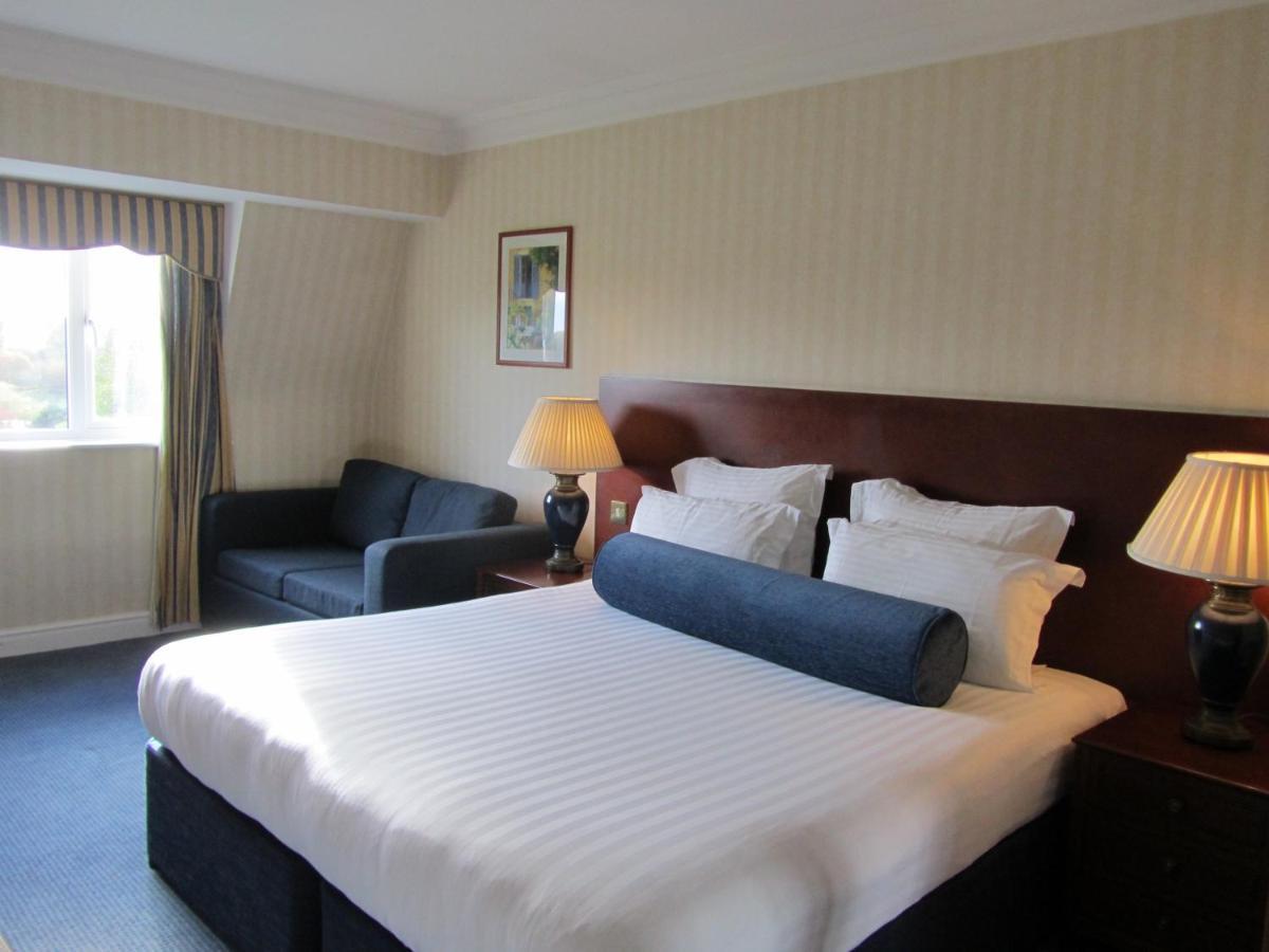 Family Room One Double Bed One Single Bed Non-Smoking