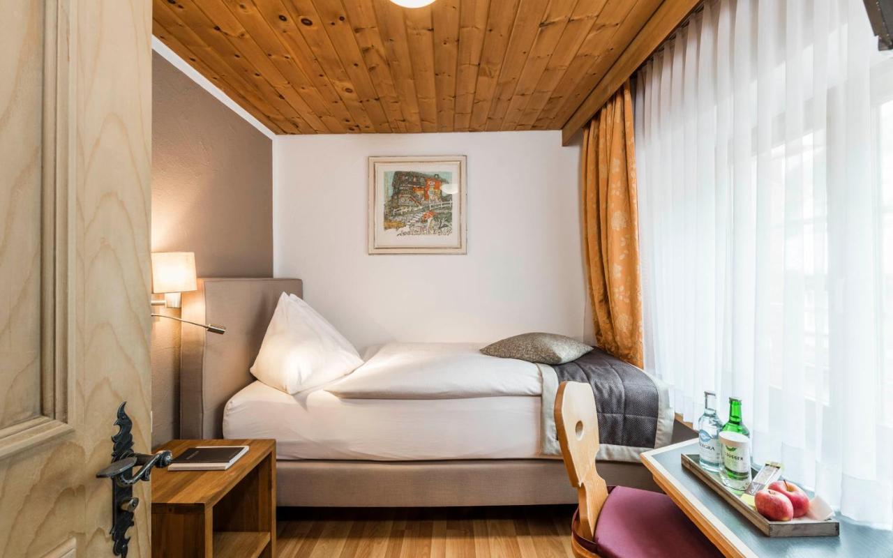 Classic Single Room