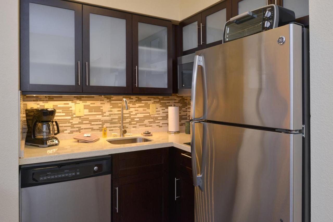 King Studio Suite