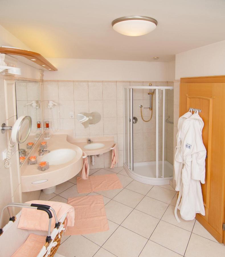 Deluxe Apartment,1588168036:JPEG
