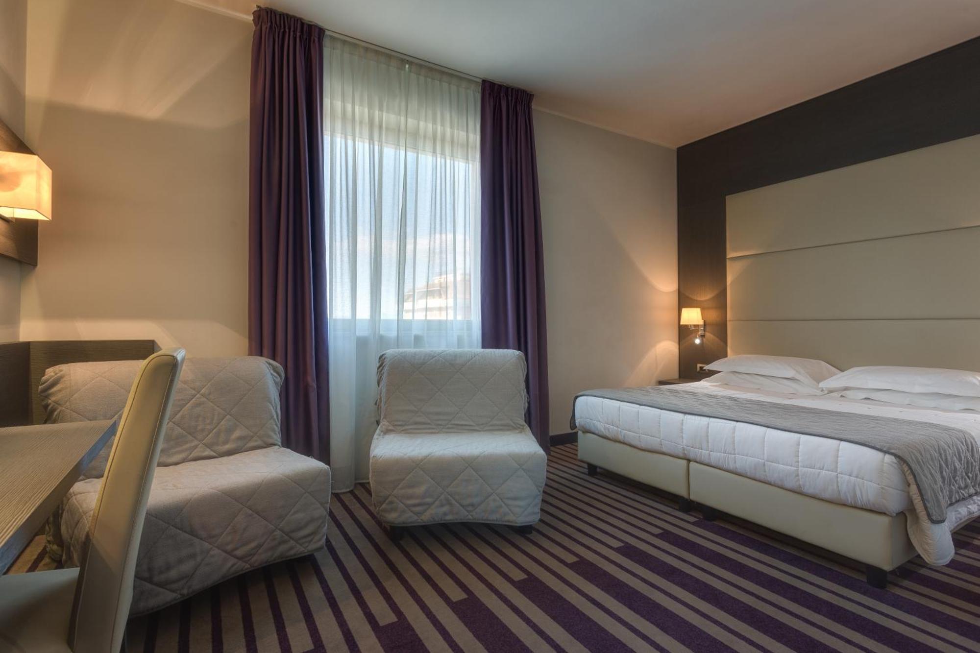 Double Room,1035048775:JPEG