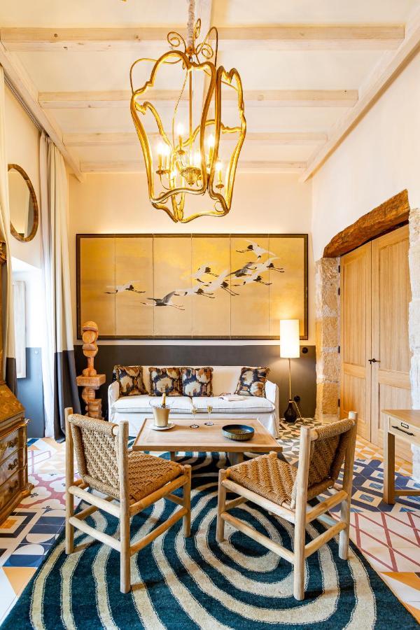 Suite Deluxe with Transfer