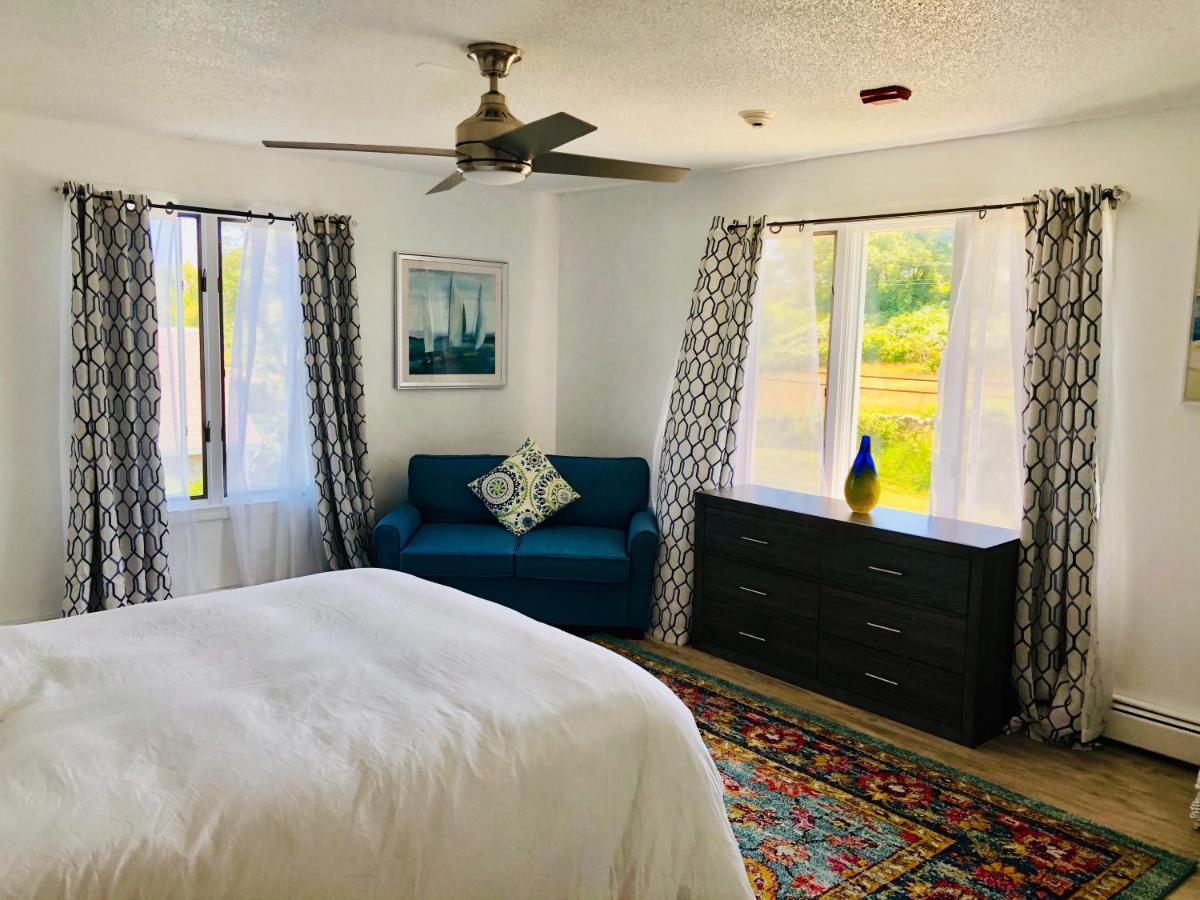 Double Room Private Bathroom