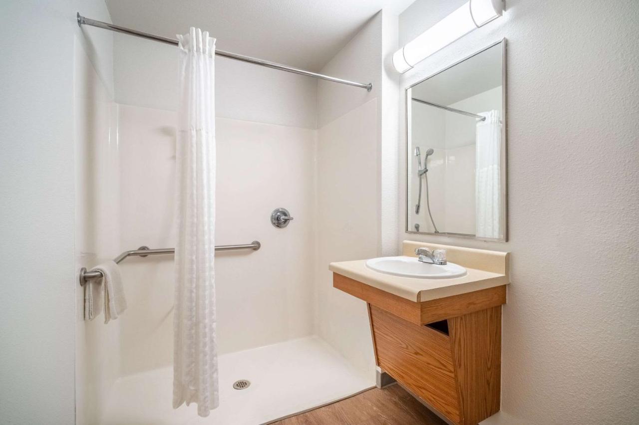 Double Room Two Double Beds Accessible or Non-Smoking