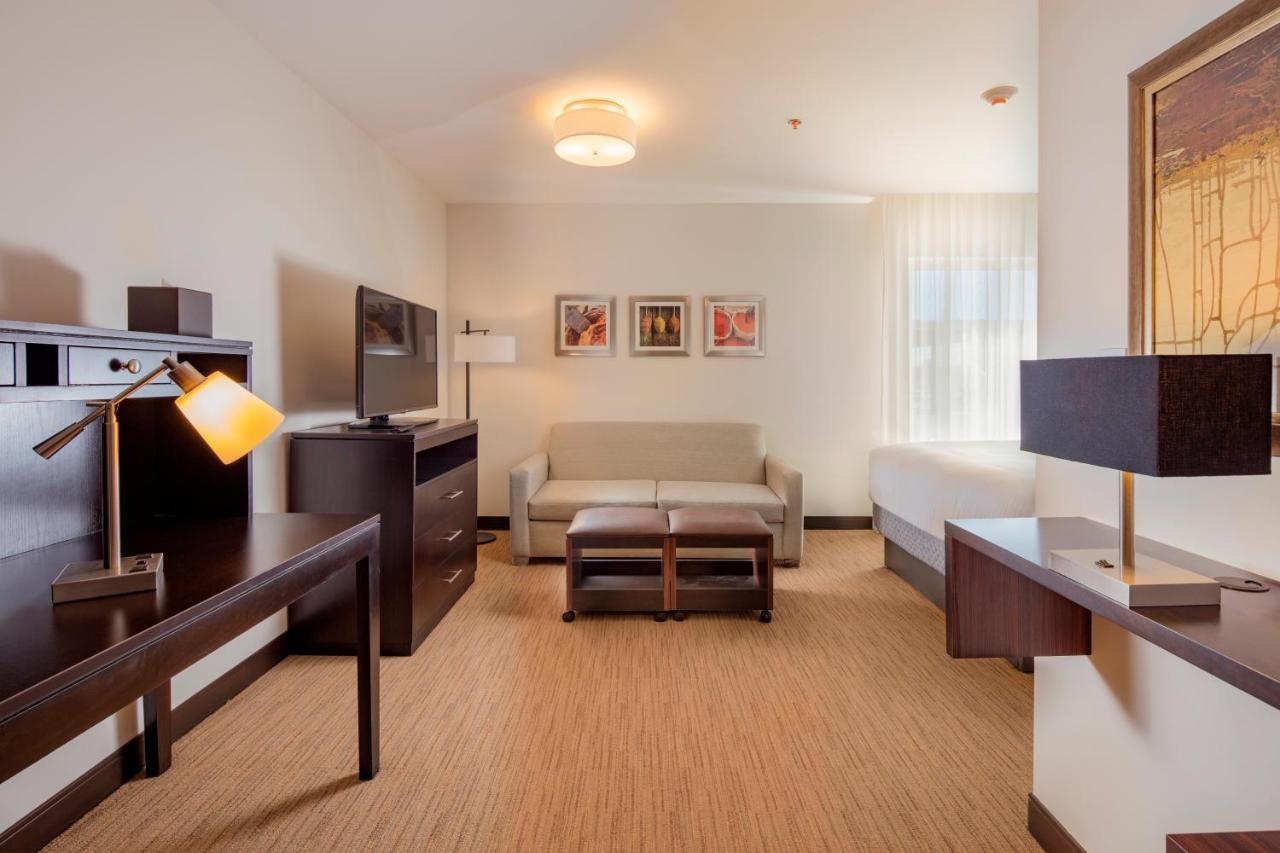Queen Studio Suite