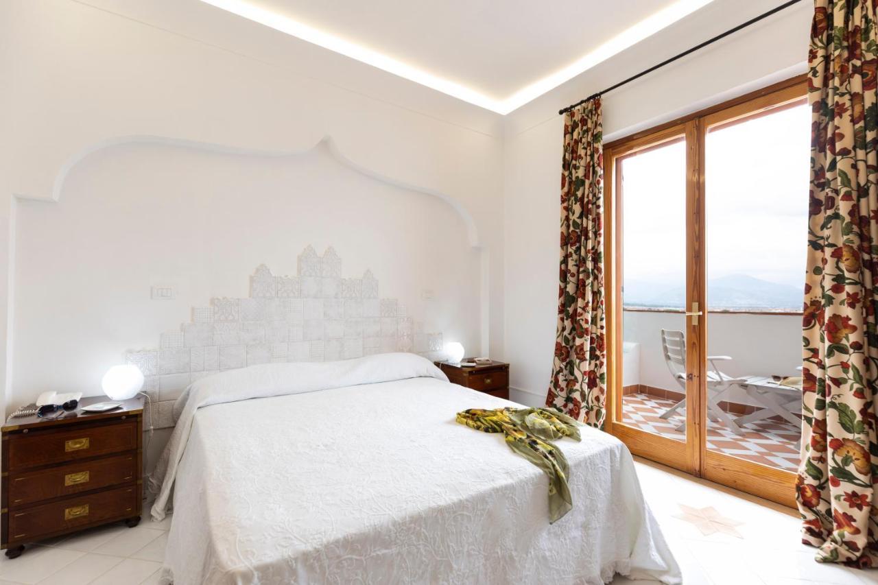 Deluxe Double Room Extra Bed