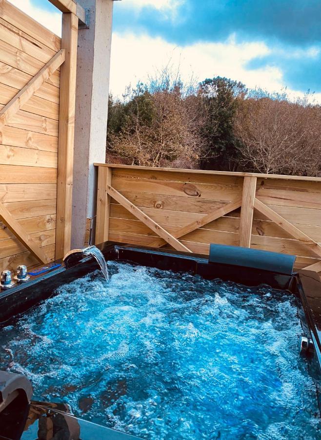 Queen Suite Spa Bath