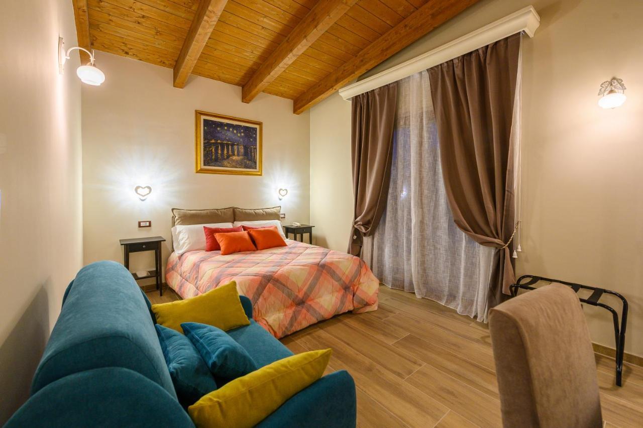 Deluxe Room,1049528569:JPEG