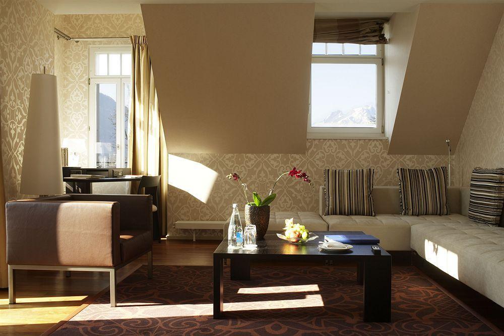 Queen Room Two Queen Beds
