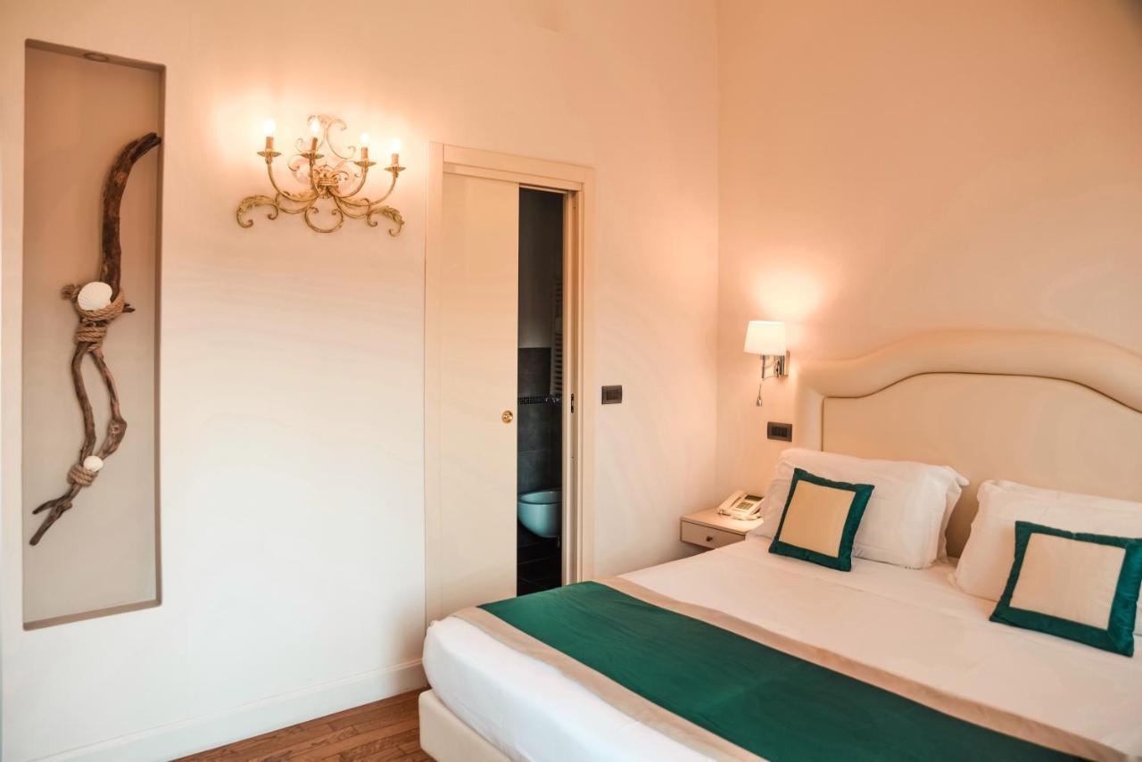 Superior Double Room,1772884286:JPEG