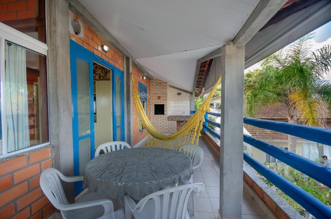 One-Bedroom Apartment Sea View