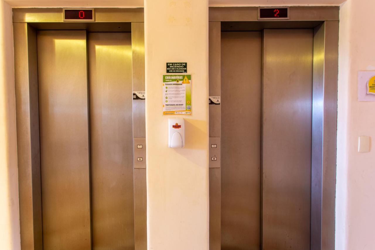 Apartamento com Varanda