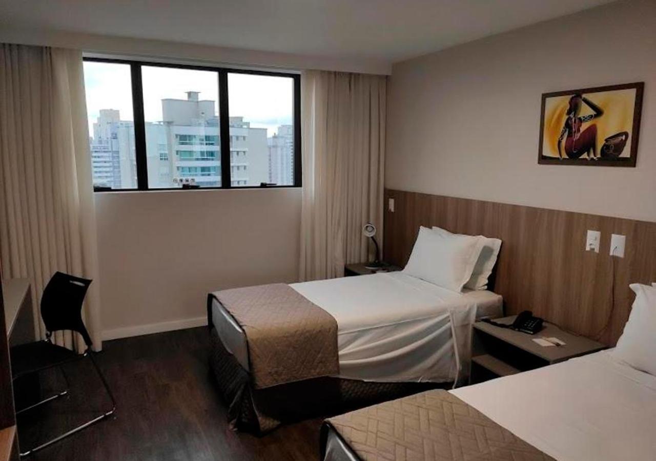 Quarto Triplo Clássico