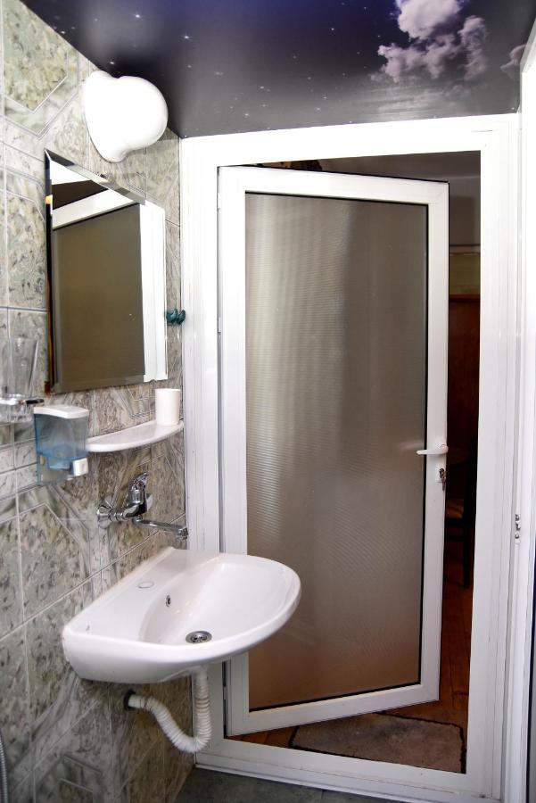 Deluxe Double Room Private Bathroom