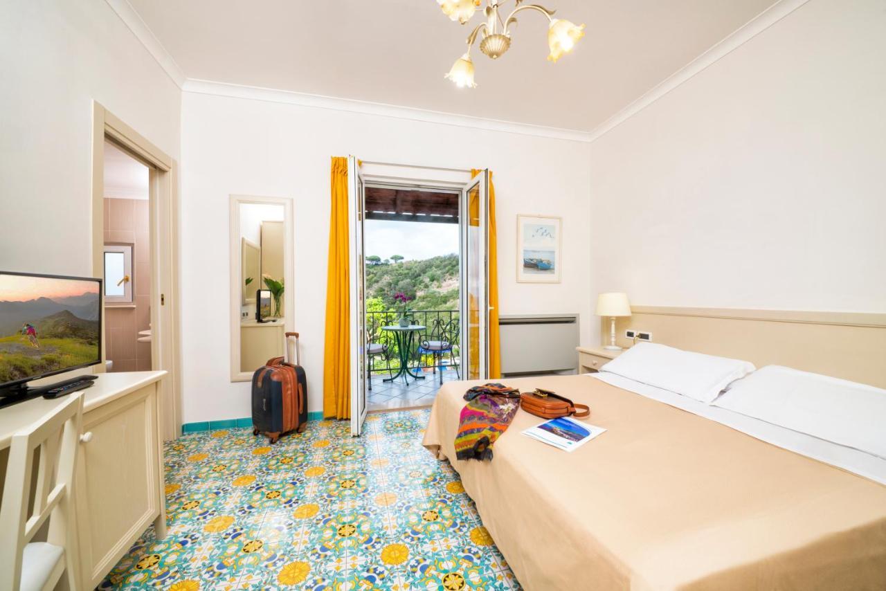 Double or Twin Room Sea View Balcony