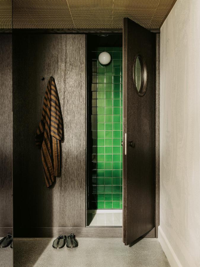 Top Floor Signature Design Room,1073230651:JPEG