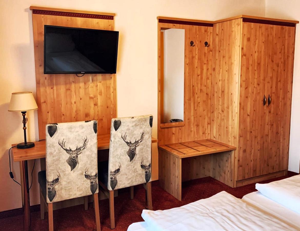 Dreibettzimmer