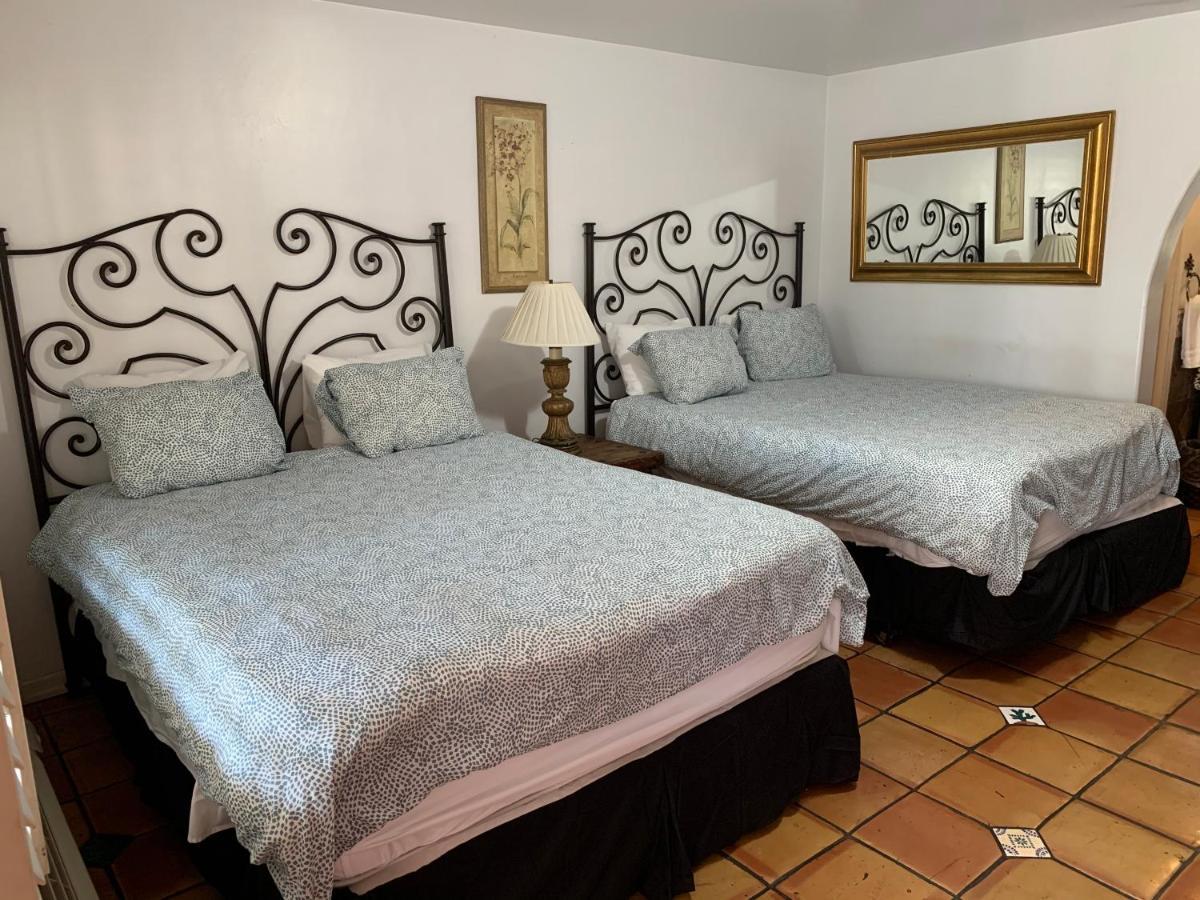 Queen Room with Spa Bath