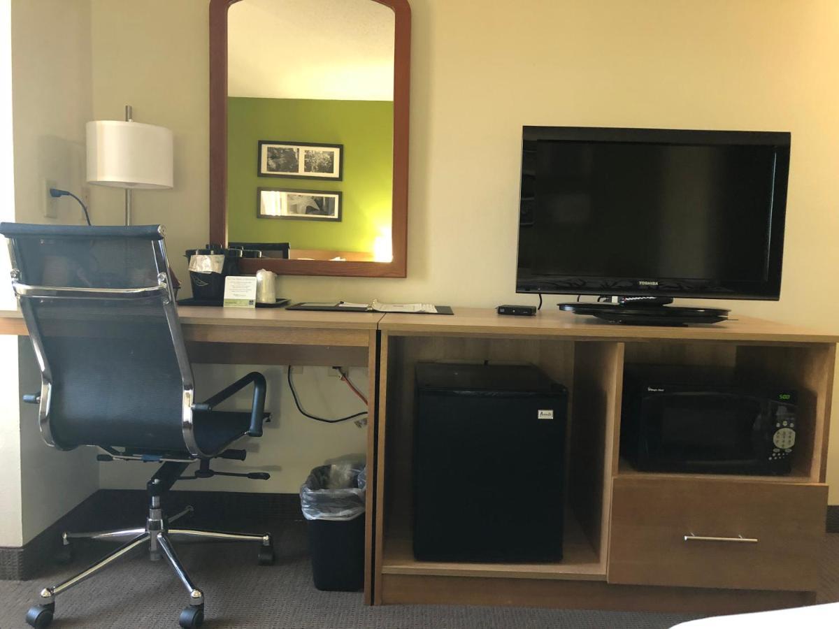 Double Room with Two Double Beds - Non-Smoking
