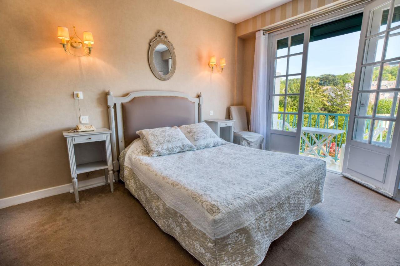 Double Room Terrace 1st floor accessible by stairs only