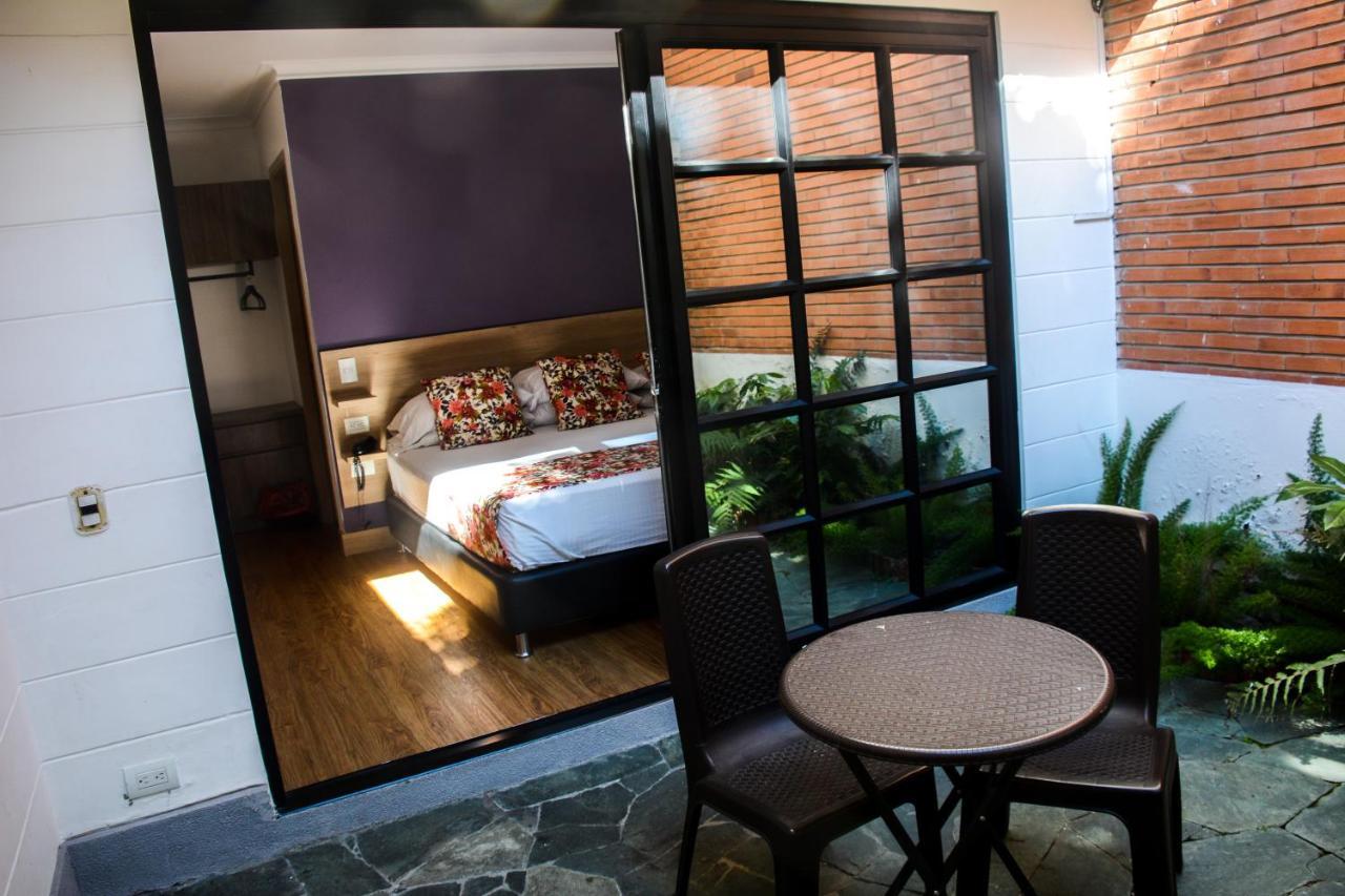 Deluxe King Room Patio