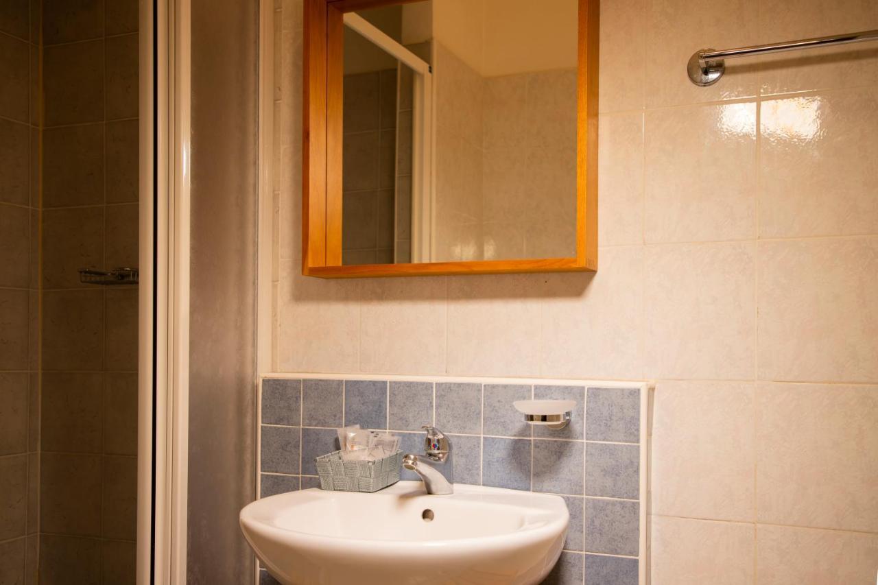 Standard Double Room,1341500108:JPEG