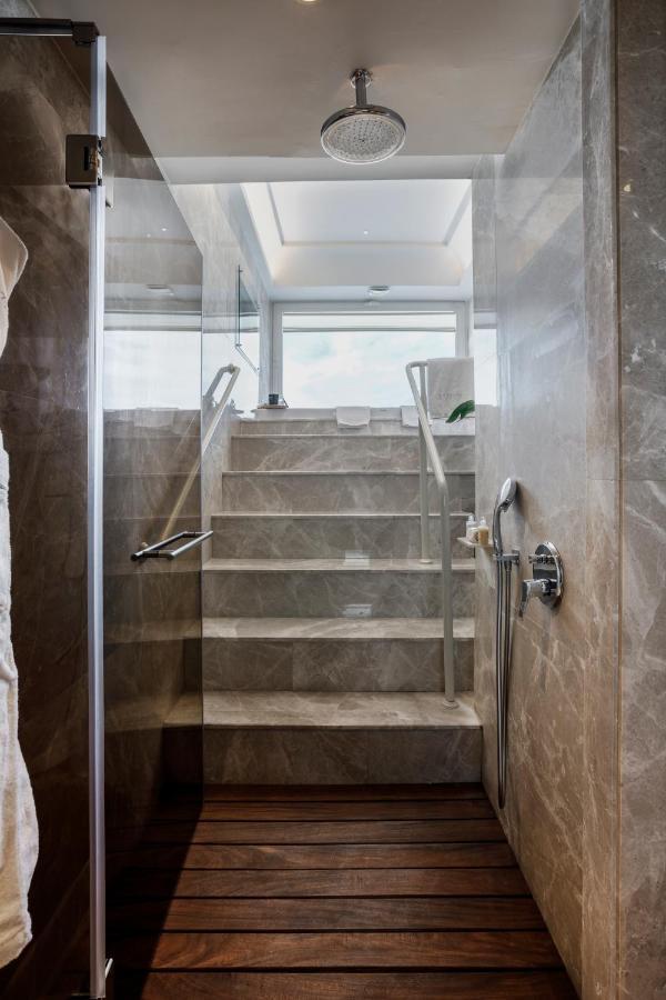 Lifestyle Junior Suite mit Whirlpool-Badewanne