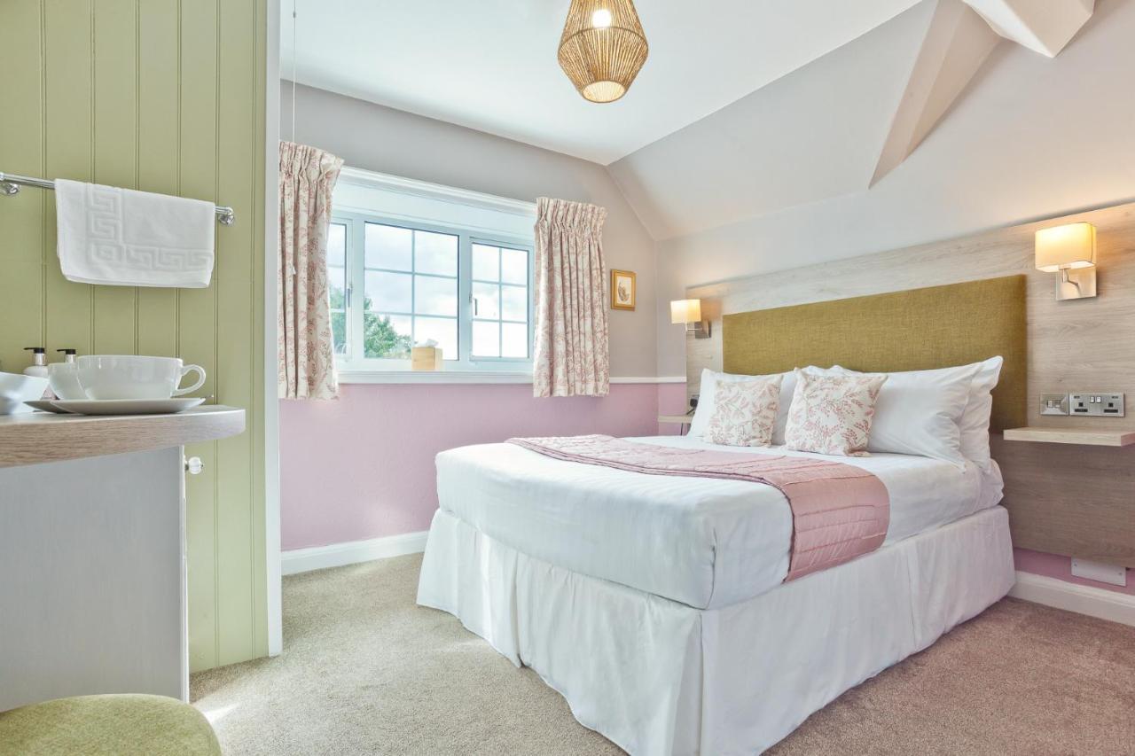 Classic Single Room